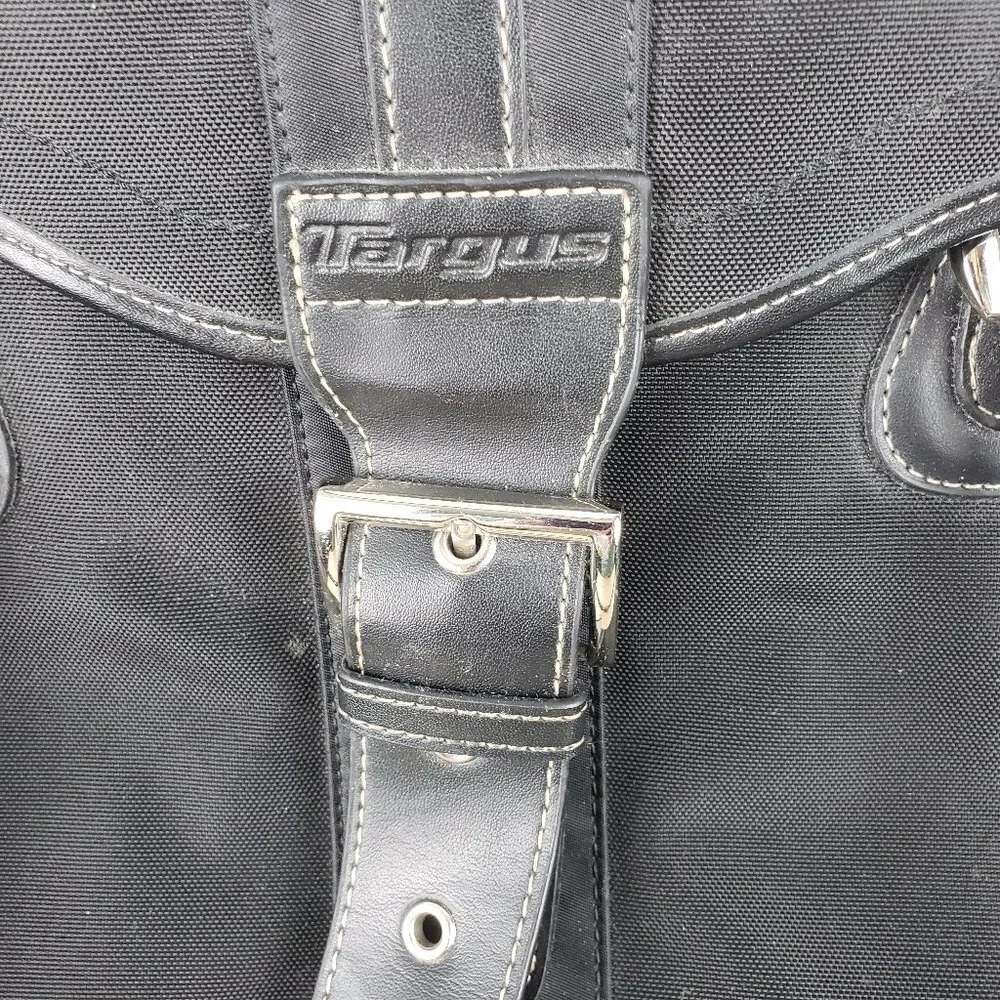 Targus Women's Nylon Laptop Bag with Buckle